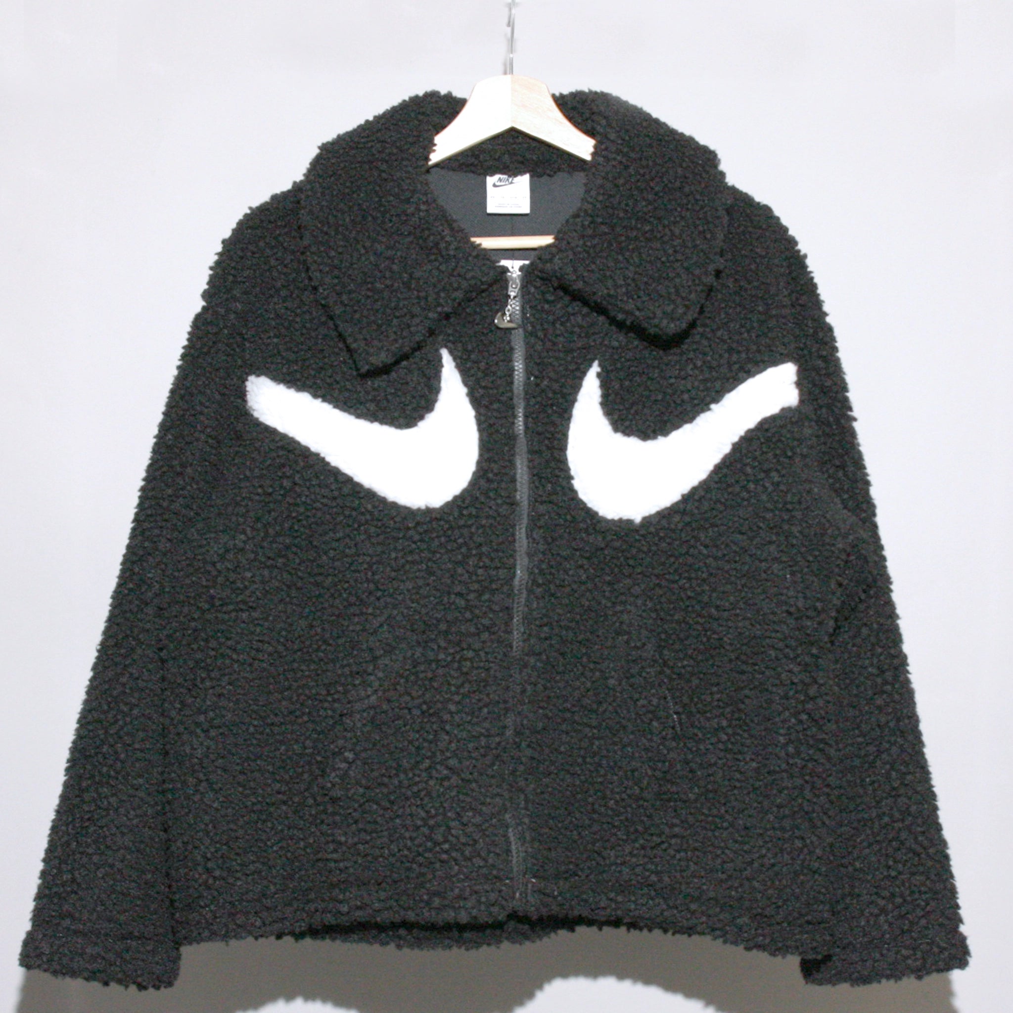 NIKE Womens Sportswear Swoosh Sherpa Oversized Jacket Cotton Fabric Linen Fabric Terry Fabric NIKE Womens Sportswear Swoosh Sherpa Oversized Jacket Cotton Fabric Linen Fabric Terry Fabric