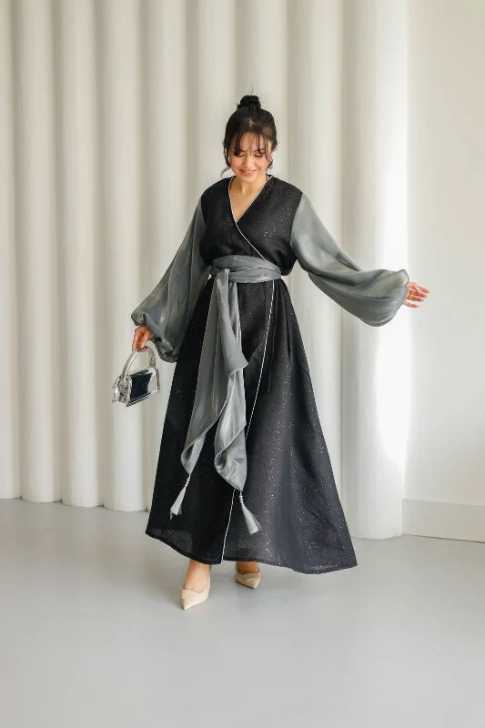 Kuwaiti dress F 879