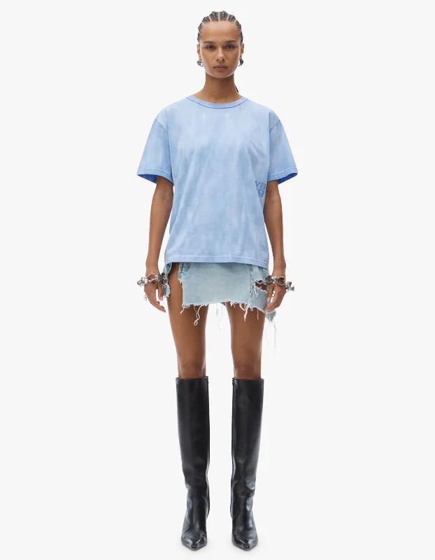 Essential Jersey S/S Tee W/ Puff Logo & Bound Neck - Pale Blue Boxy Fit Fitted Loose Essential Jersey S/S Tee W/ Puff Logo & Bound Neck - Pale Blue Boxy Fit Fitted Loose
