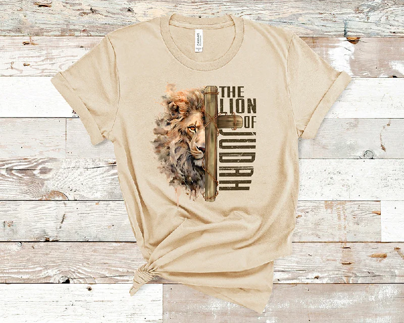 The lion of Judah - Unisex t-shirt Chenille Brocade Lace