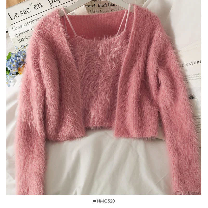 Slim cardigan long sleeved sweater with suspender vest inside 1695 Real Fur Shearling Chenille Slim cardigan long sleeved sweater with suspender vest inside 1695 Real Fur Shearling Chenille