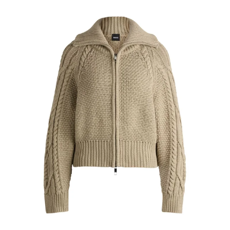 Structured cardigan in mercerized cotton and wool Welt Pockets Slit Pockets Flap Pockets Structured cardigan in mercerized cotton and wool Welt Pockets Slit Pockets Flap Pockets