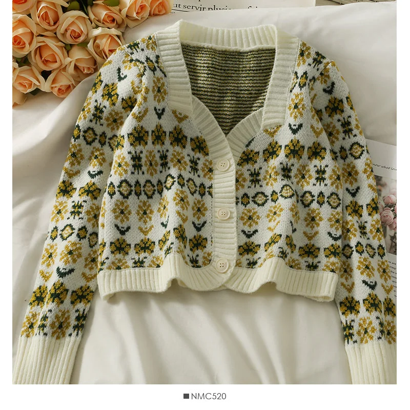 Sweater women's Vintage printed low neck single breasted cardigan top 1836 Fitted Slim Tailored Sweater women's Vintage printed low neck single breasted cardigan top 1836 Fitted Slim Tailored